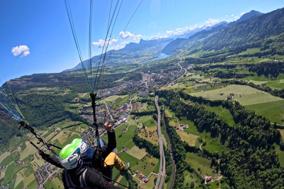 Ein Frühlingsflug ins Glück – mit Sabina & Ueli