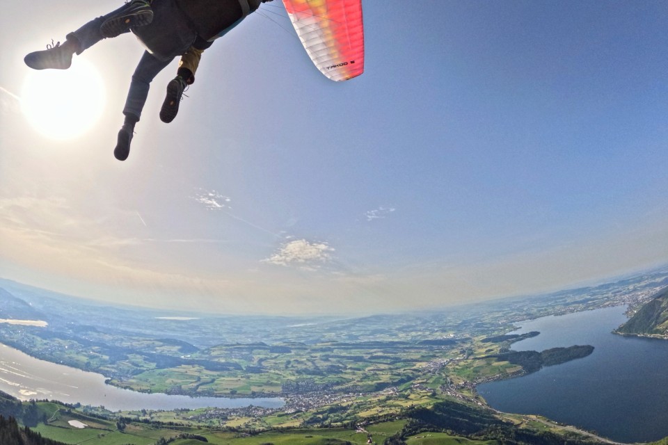 Scenic Thermal Flight Around Mount Rigi – Sunset, Alpine Glow & Melting Snowfields