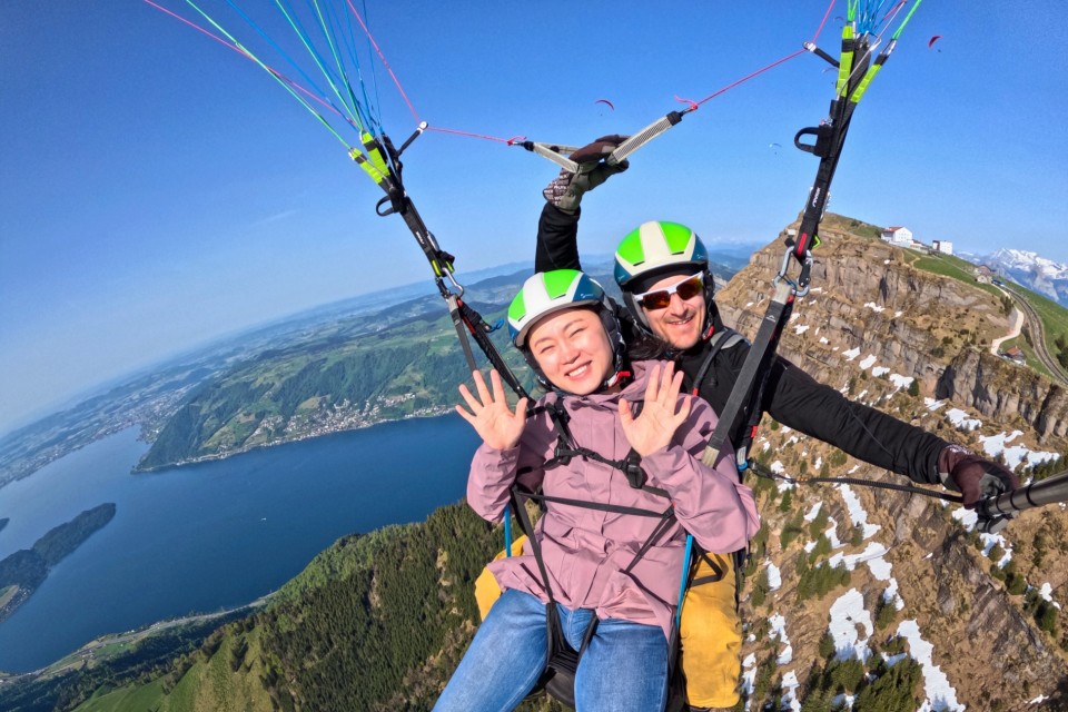 Scenic Thermal Flight Around Mount Rigi – Sunset, Alpine Glow & Melting Snowfields