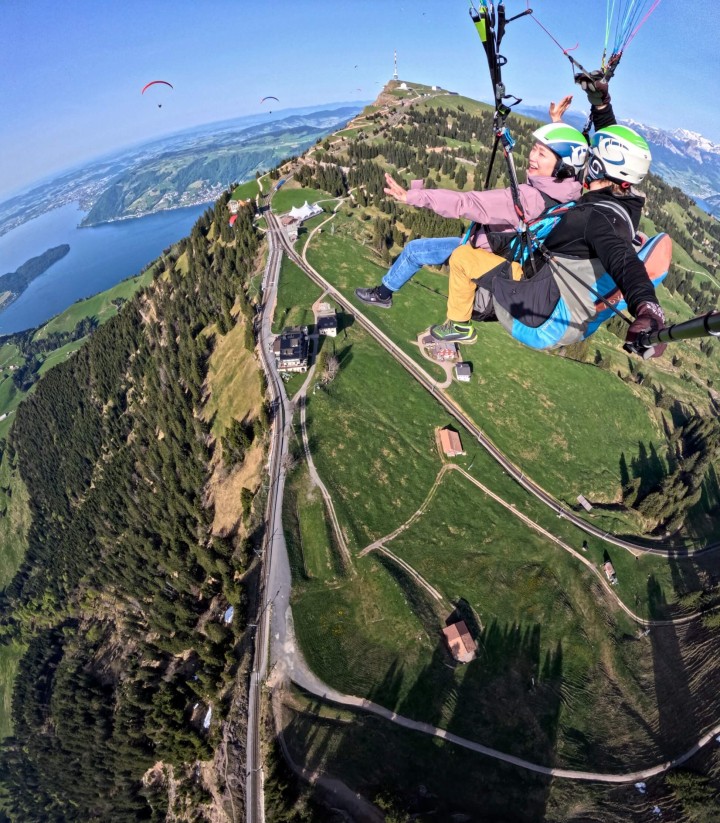 Scenic Thermal Flight Around Mount Rigi – Sunset, Alpine Glow & Melting Snowfields