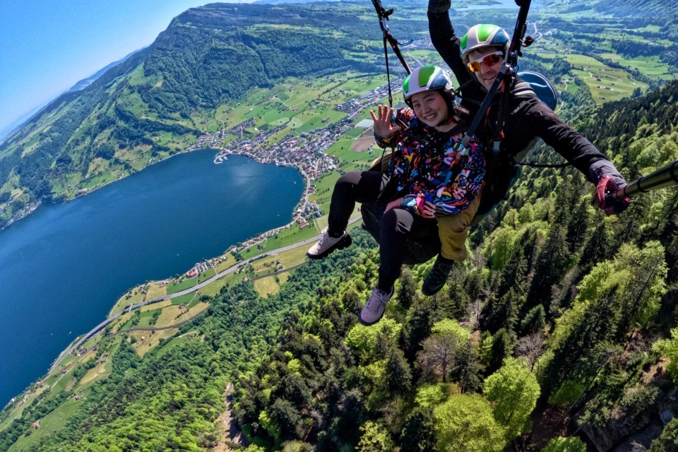 Panoramic Flight with Chloe from Rigi Kulm – Sea of Flowers, Spring Meadows & Clear Views